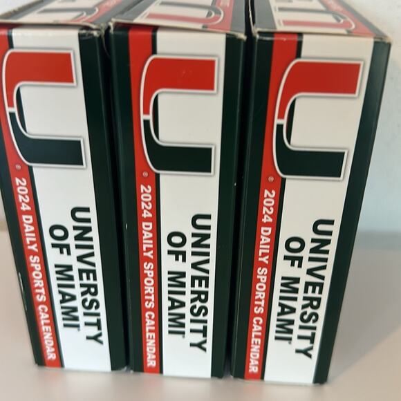 University of Miami Hurricanes 2024 Desk Calendar great gifts UM 305 well made - Picture 8 of 9